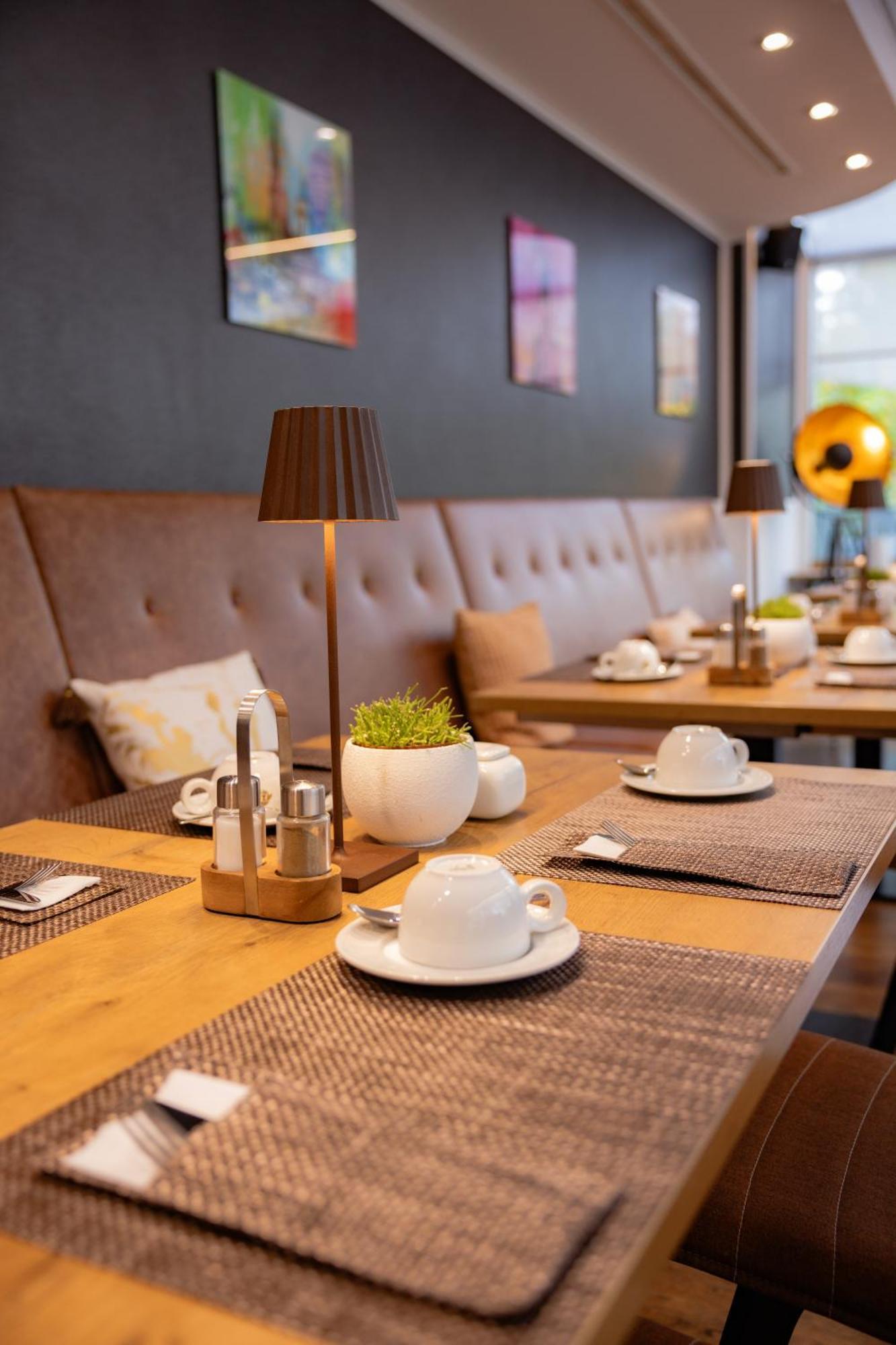 C-YOU Hotel Chemnitz Buitenkant foto