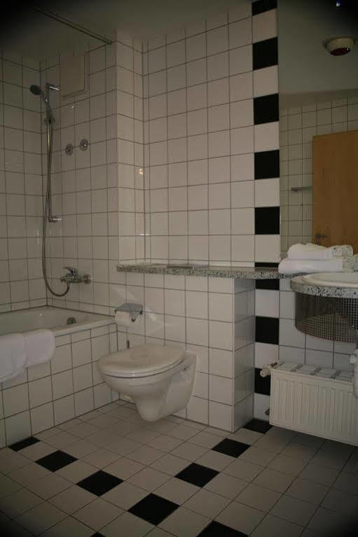 C-YOU Hotel Chemnitz Buitenkant foto