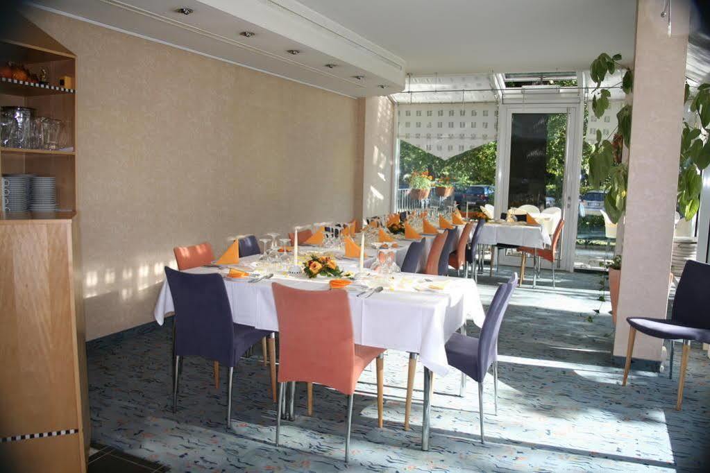C-YOU Hotel Chemnitz Buitenkant foto